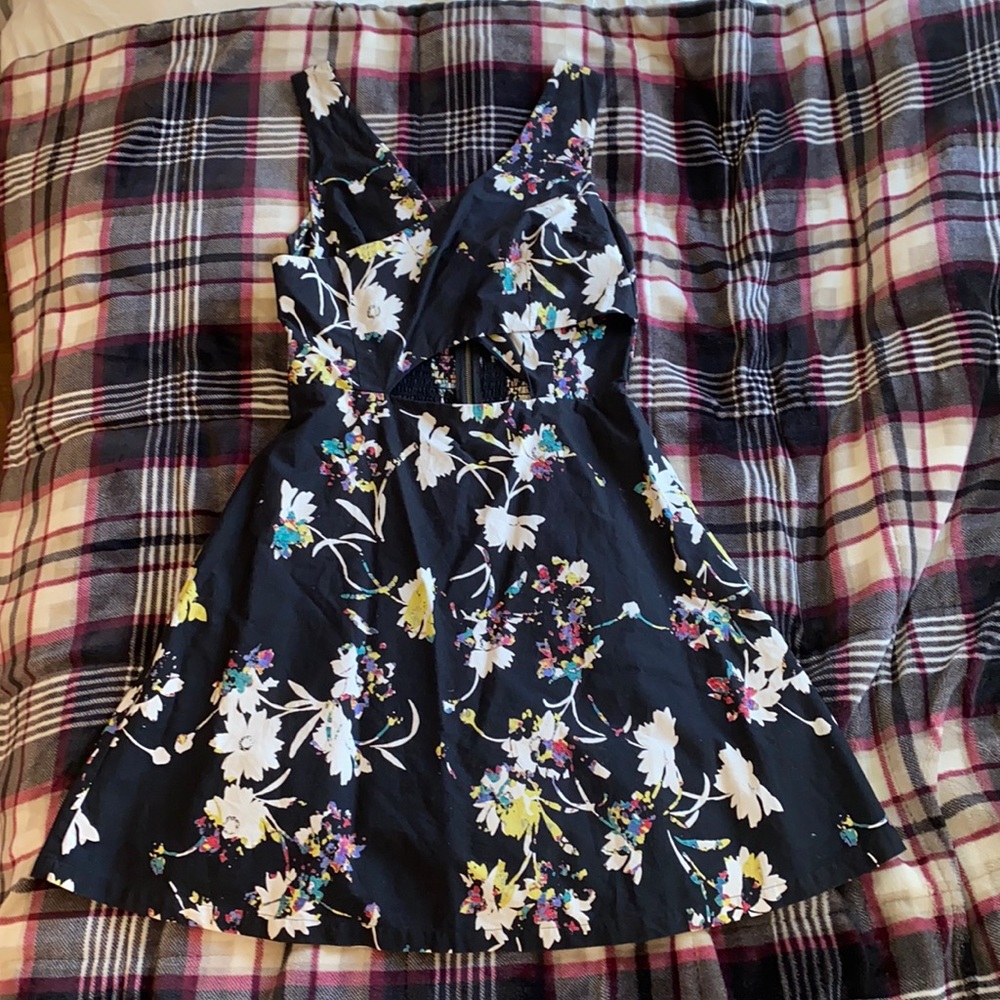 Jessica Simpson Dress